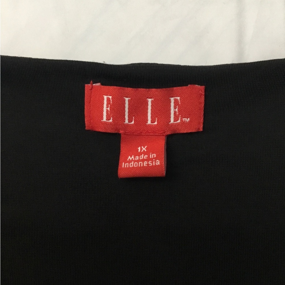 ELLE DRESS - Picture 10 of 14